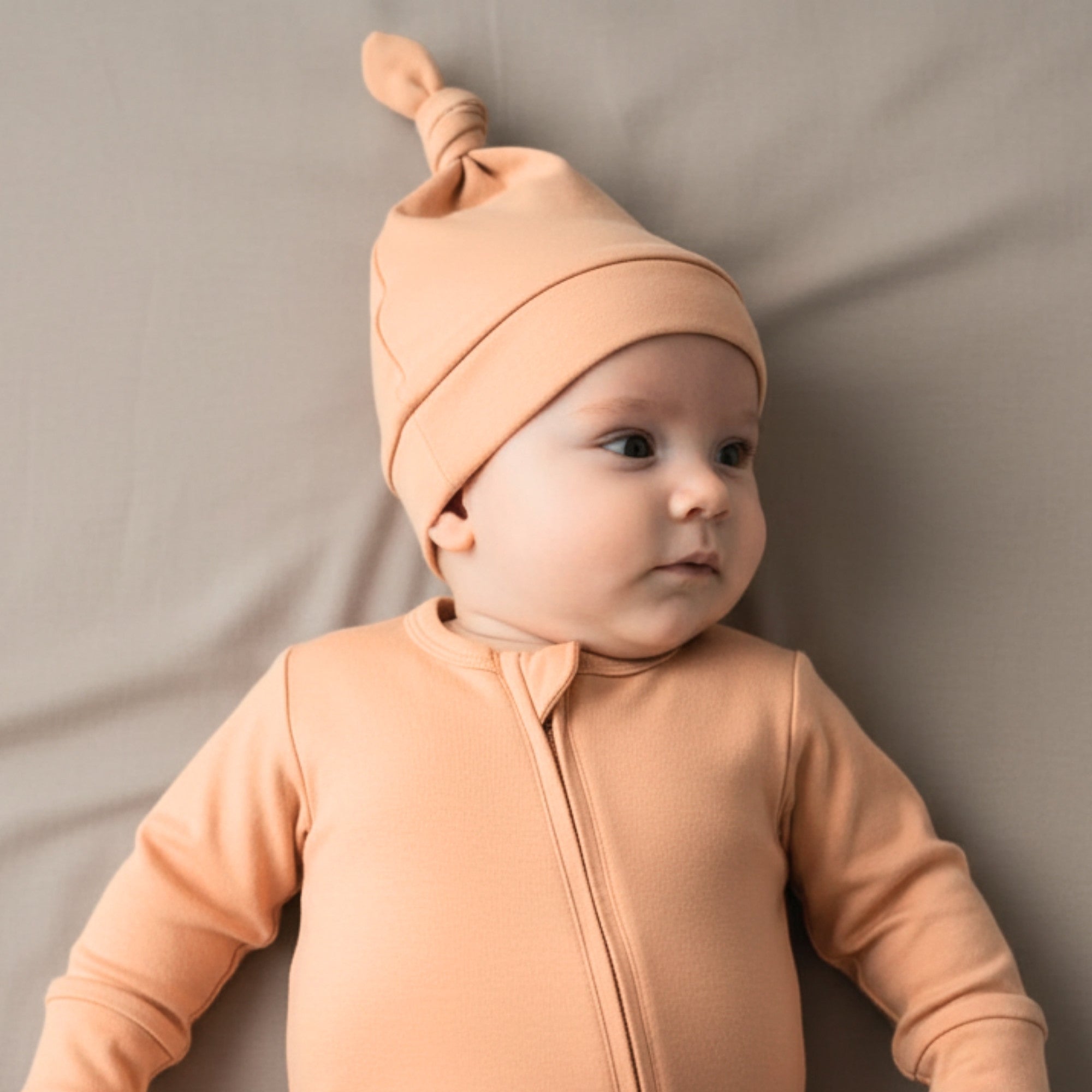 Knotted Hat | Coral Sunset